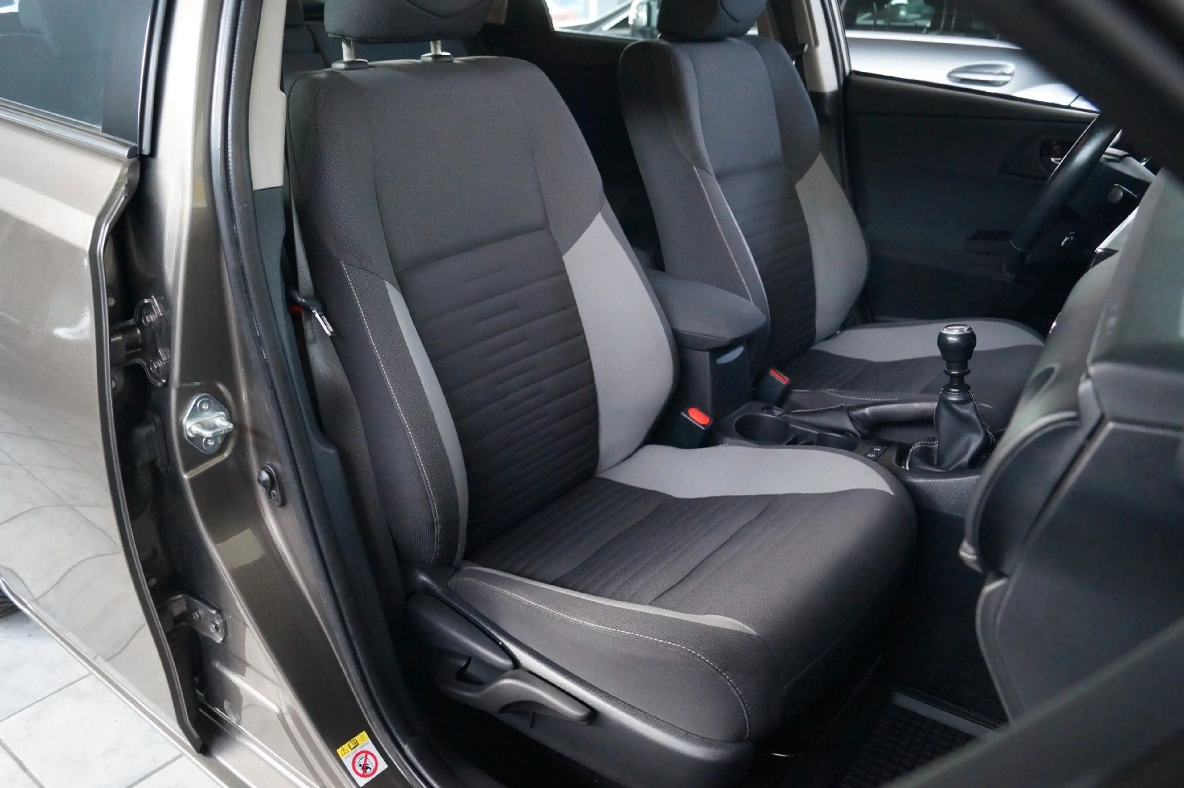 Toyota Auris Touring Sports Edition-S*AHK*Kamera*SH* — photo 14