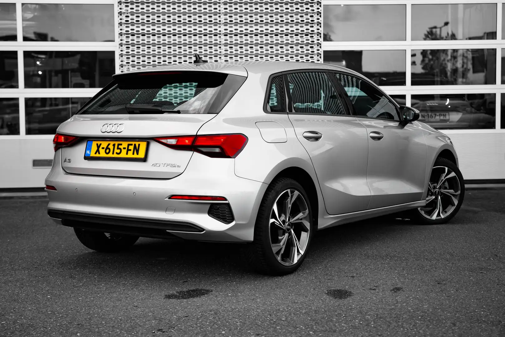 Audi A3 Sportback | 40 TFSI e | Stoelverwarming | Cruiseco Argent - 2