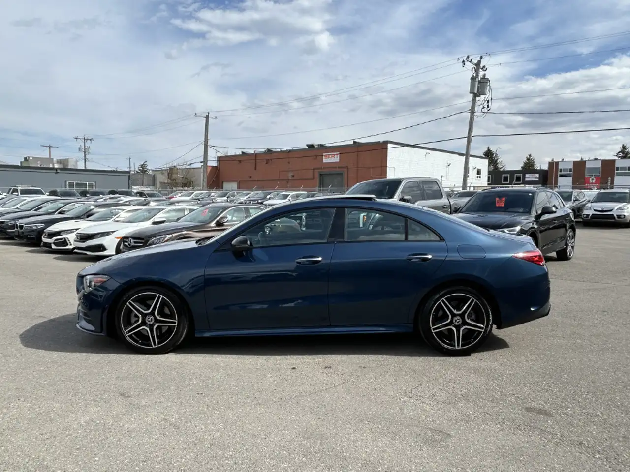 Mercedes-Benz CLA снимка Mercedes-Benz CLA