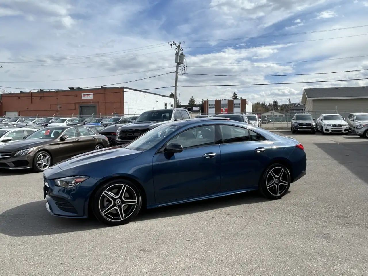 Mercedes-Benz CLA снимка Mercedes-Benz CLA