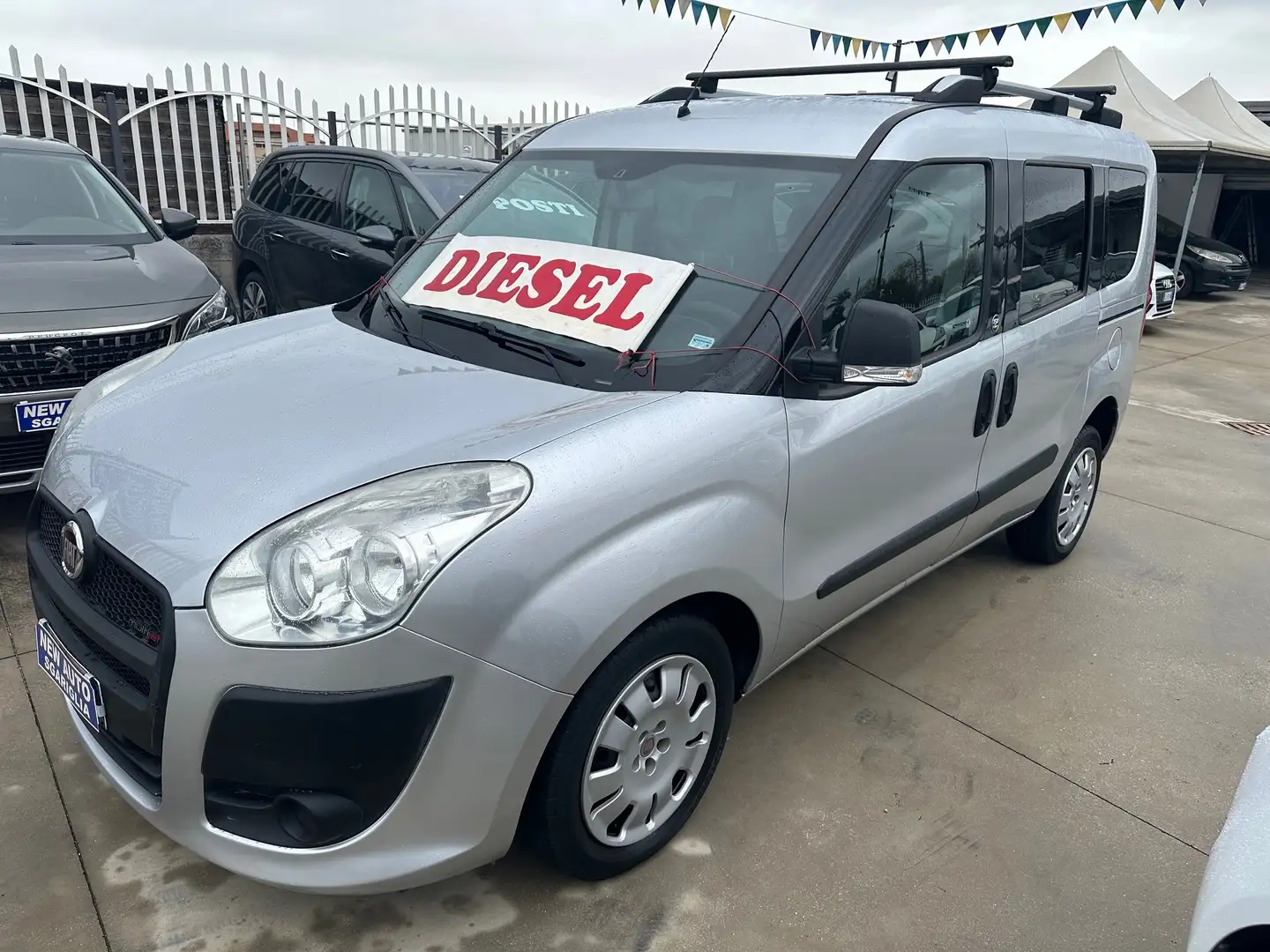 Fiat Doblo 1.6 mjt 105 CV Dynamic Gris - 1