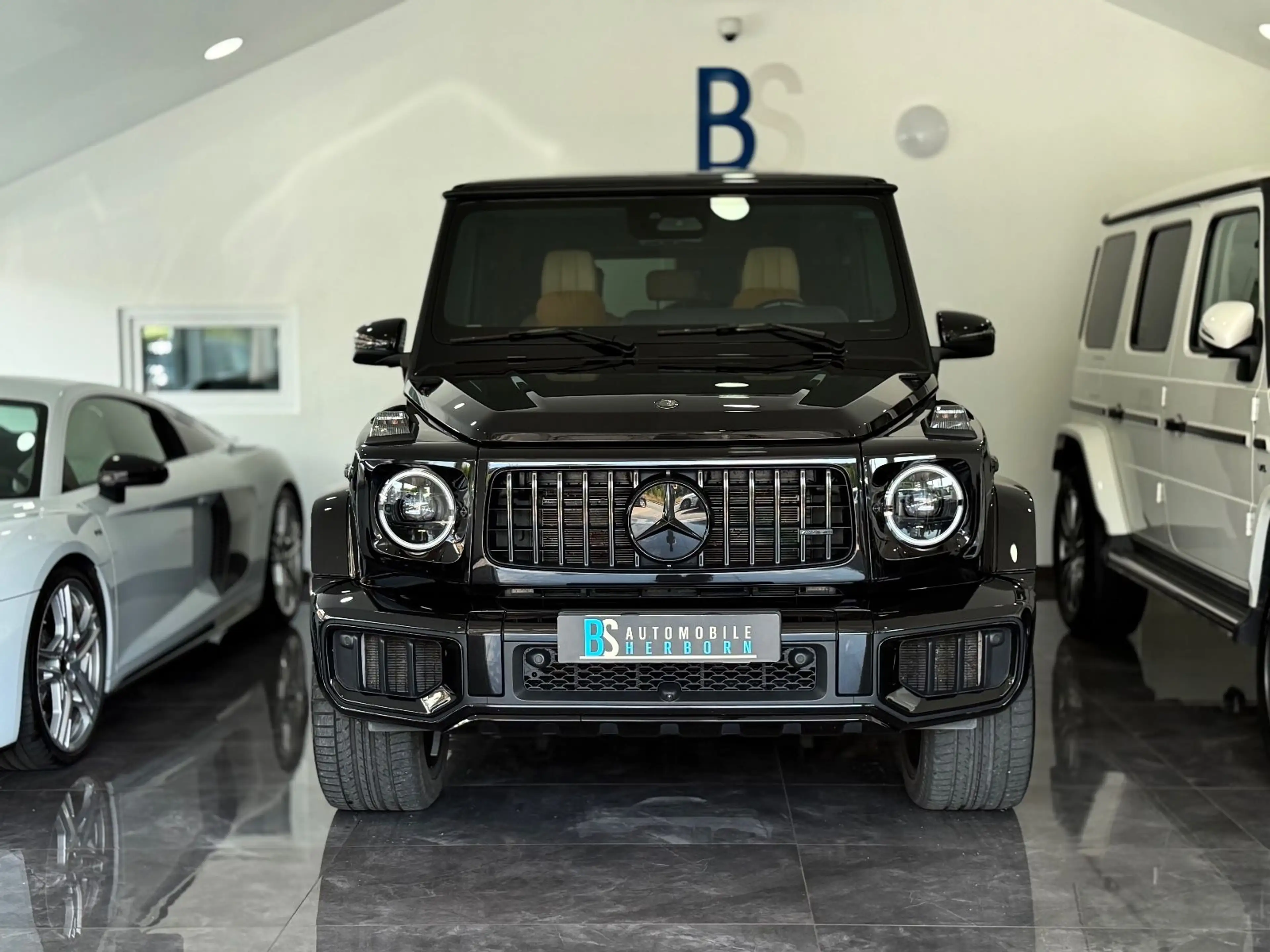 Mercedes-Benz G 63 AMG G63 AMG/Superior/Manufaktur/NightIII/360°/1.Hand — photo 3