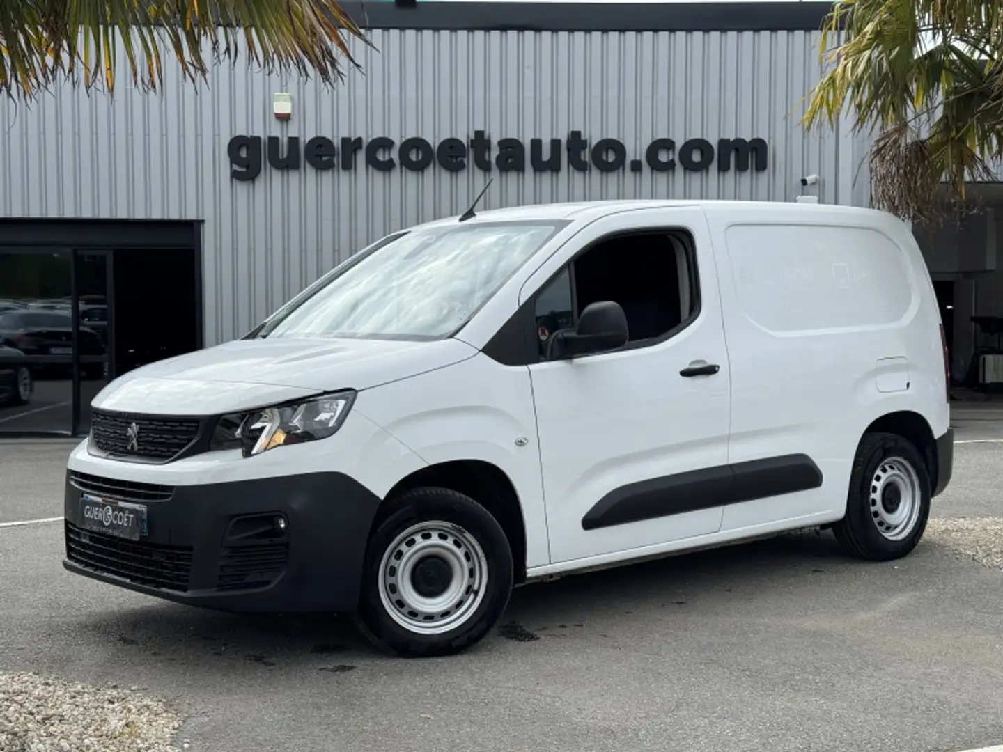 Peugeot Partner STANDARD 1000KG BLUEHDI 100CH S\u0026S ASPHALT Blanc - 1