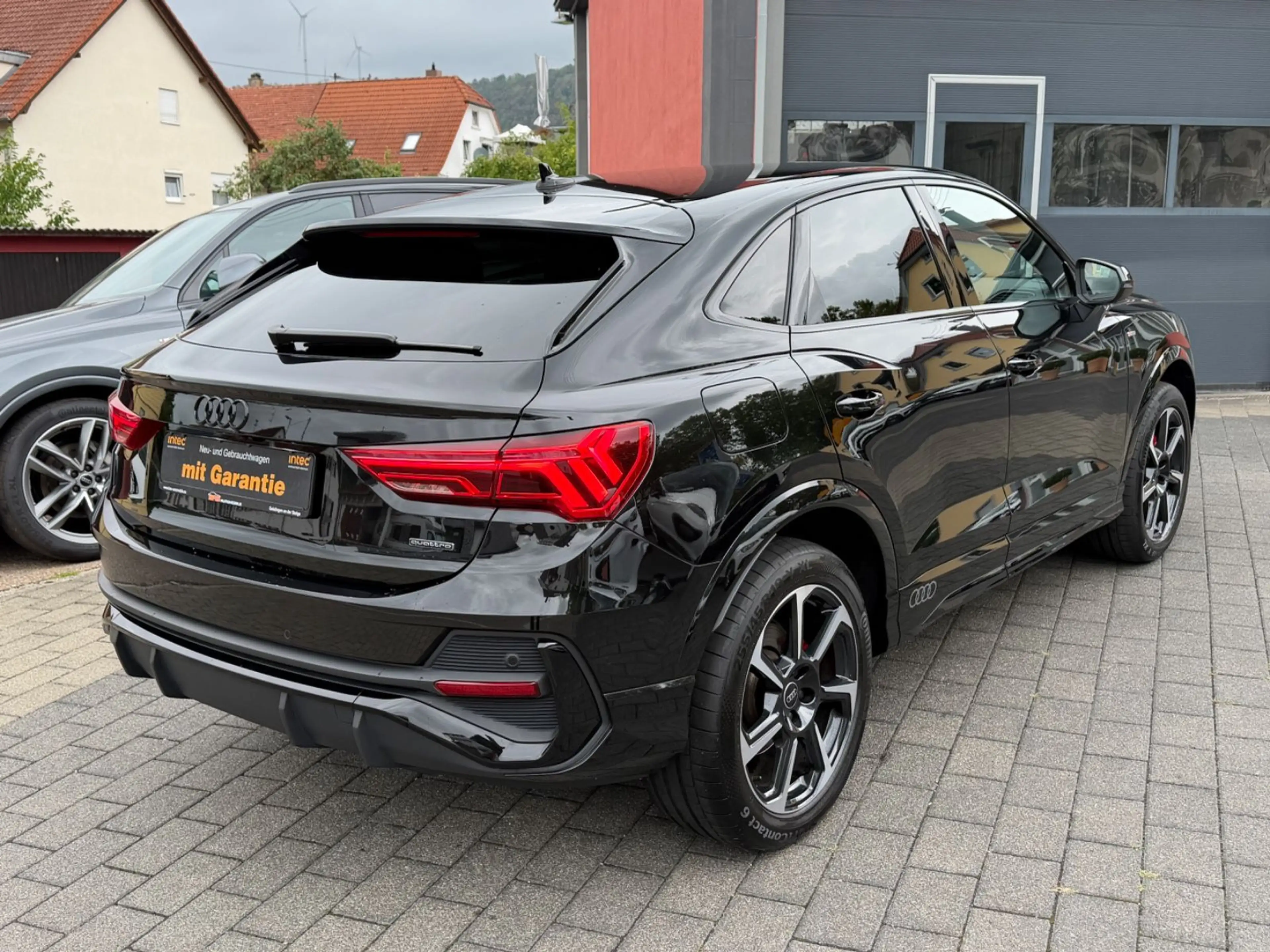 Audi Q3 Sportback 40 TFSI quattro S line*LED*ACC*KAM* — photo 4