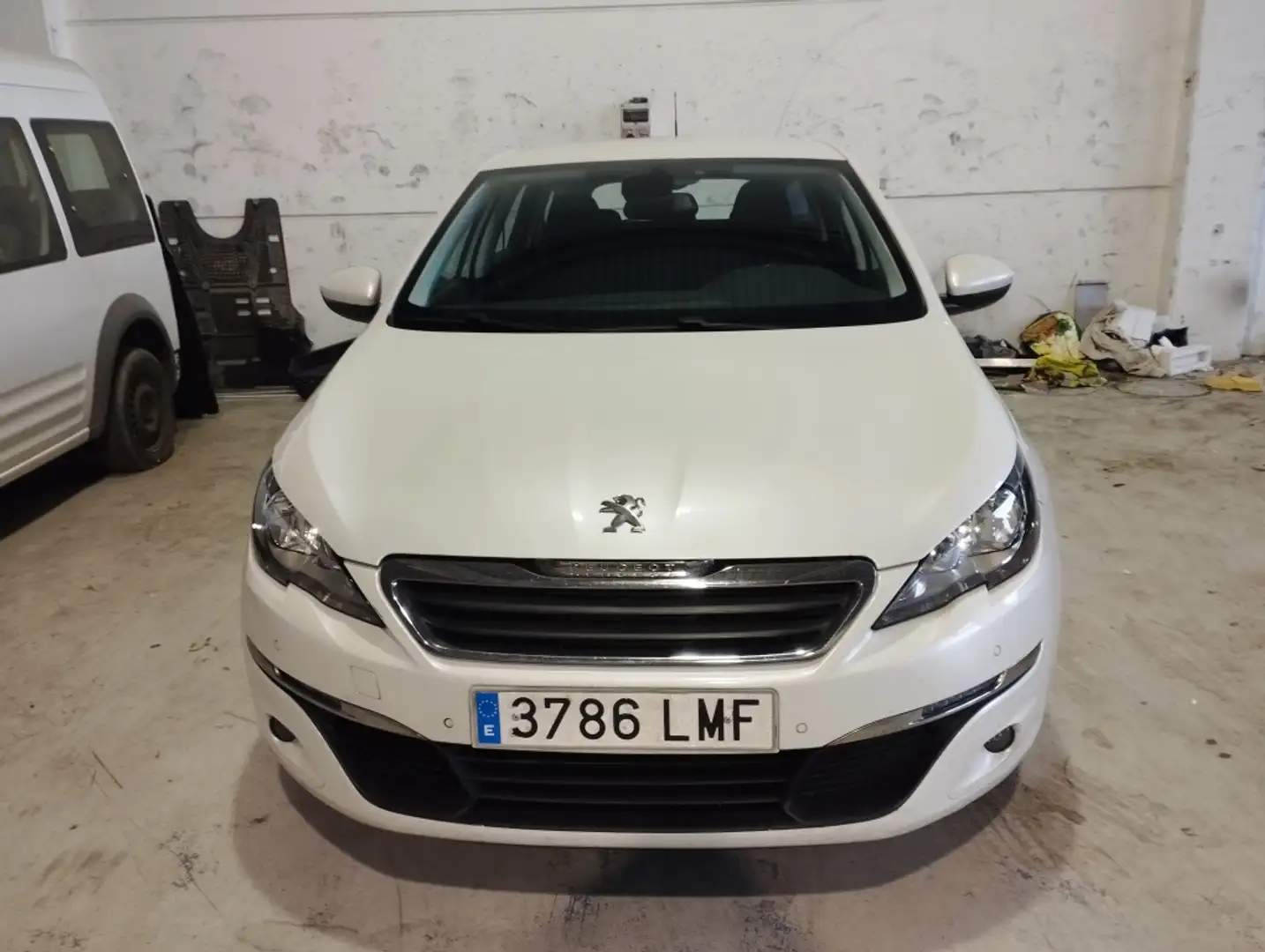 Peugeot 308 SW 1.6 BlueHDi Style120 EAT6 Blanco - 2