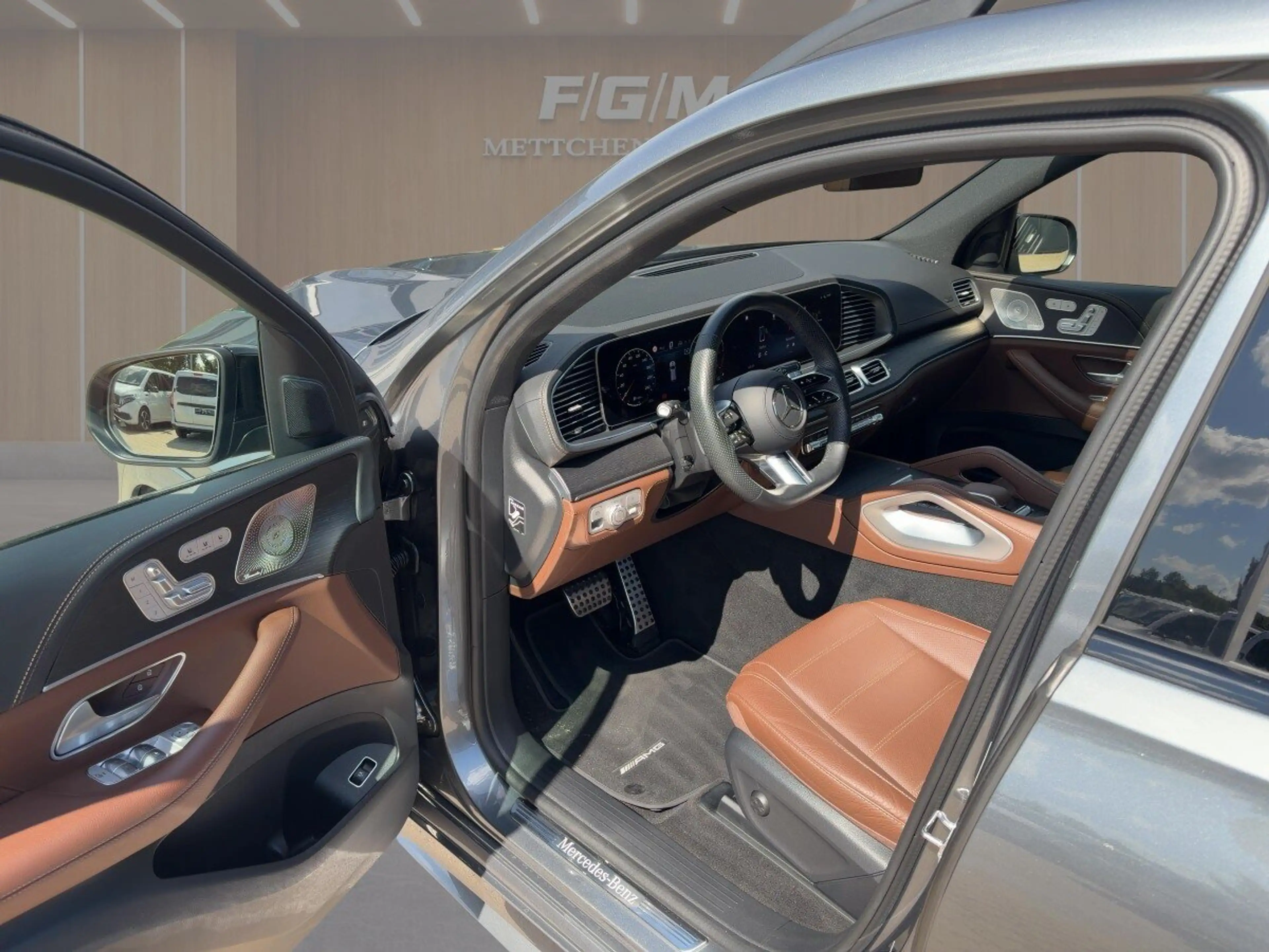 Mercedes-Benz GLS 450 GLS 450 d AMG+PANO+DIST+KEYG+STANDHZG+AHK+BURMES — photo 6