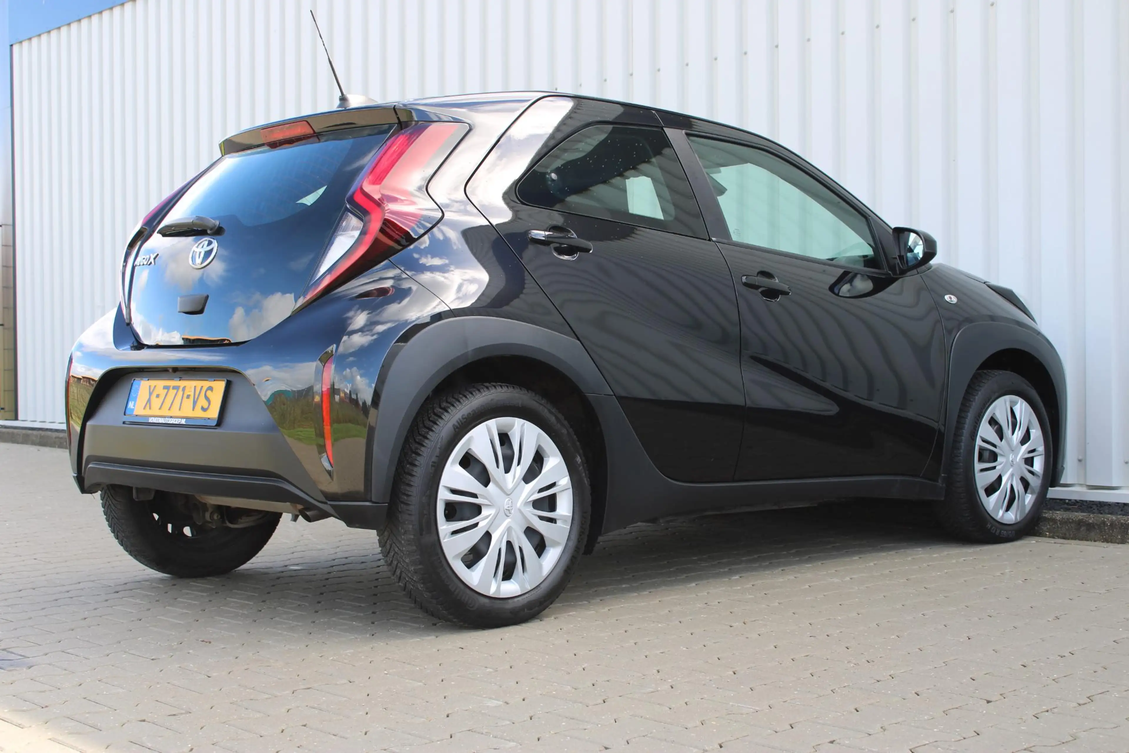 Toyota Aygo X 1.0 VVT-i MT Play | Incl. 12 maanden garantie | Ad — photo 3
