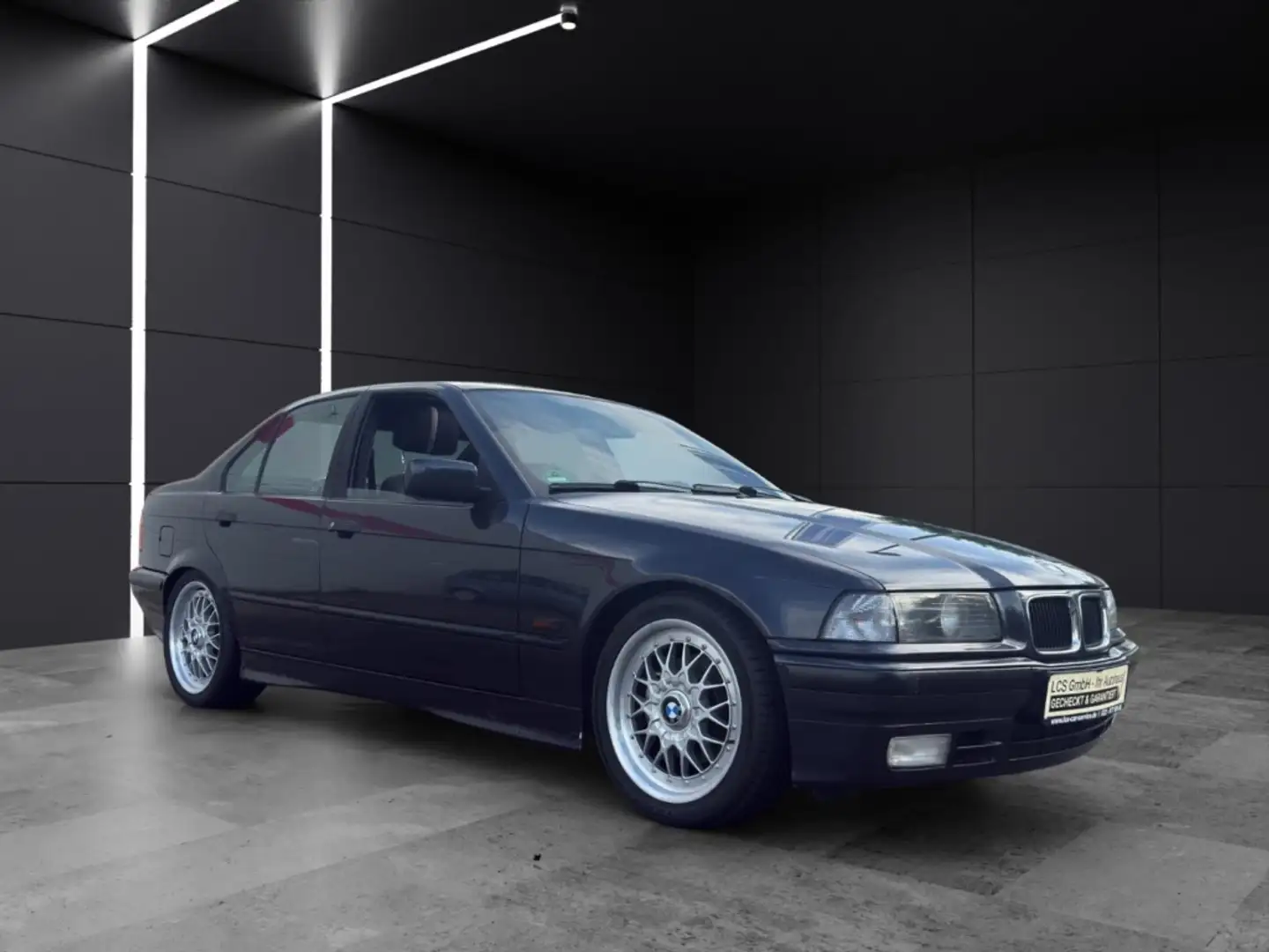 BMW 320 320i E36 Klassiker M50B20 (24V) 150 PS Mauve - 1