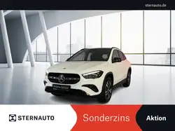 Mercedes-Benz GLA 200 Progressive Night Pano RüKa AppleCarPlay