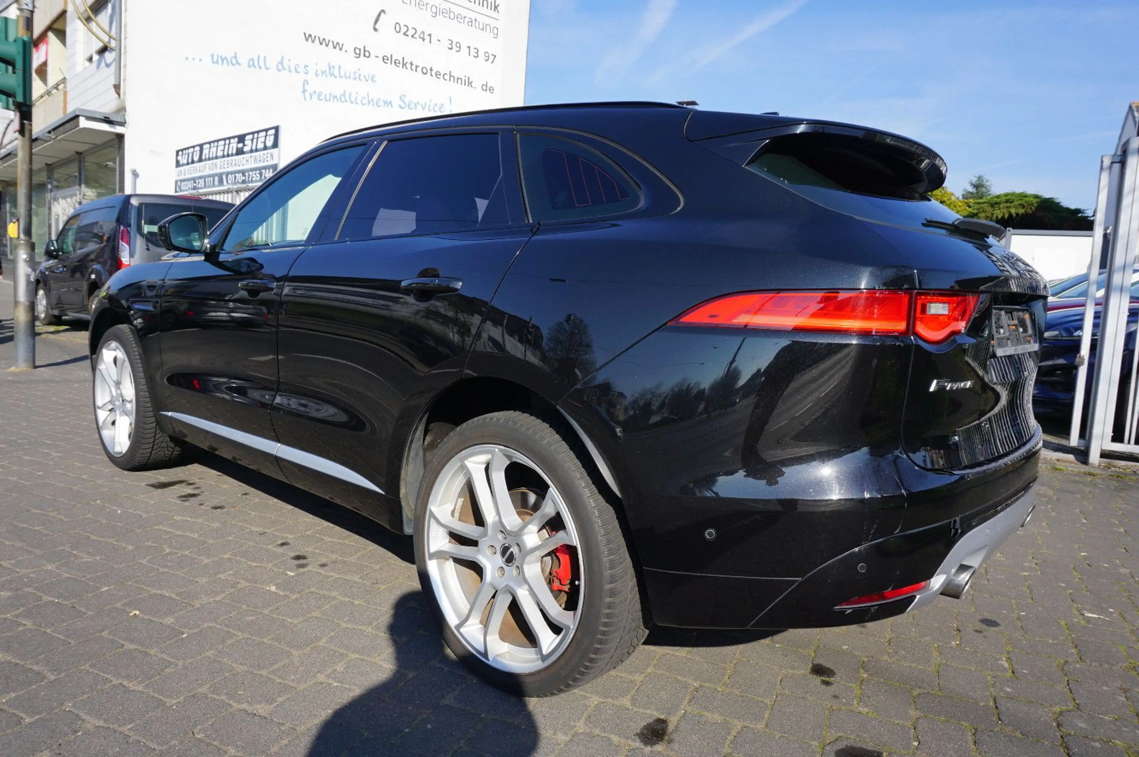 Jaguar F-Pace F-PACE First Edition AWD Vollausstattung! — photo 7