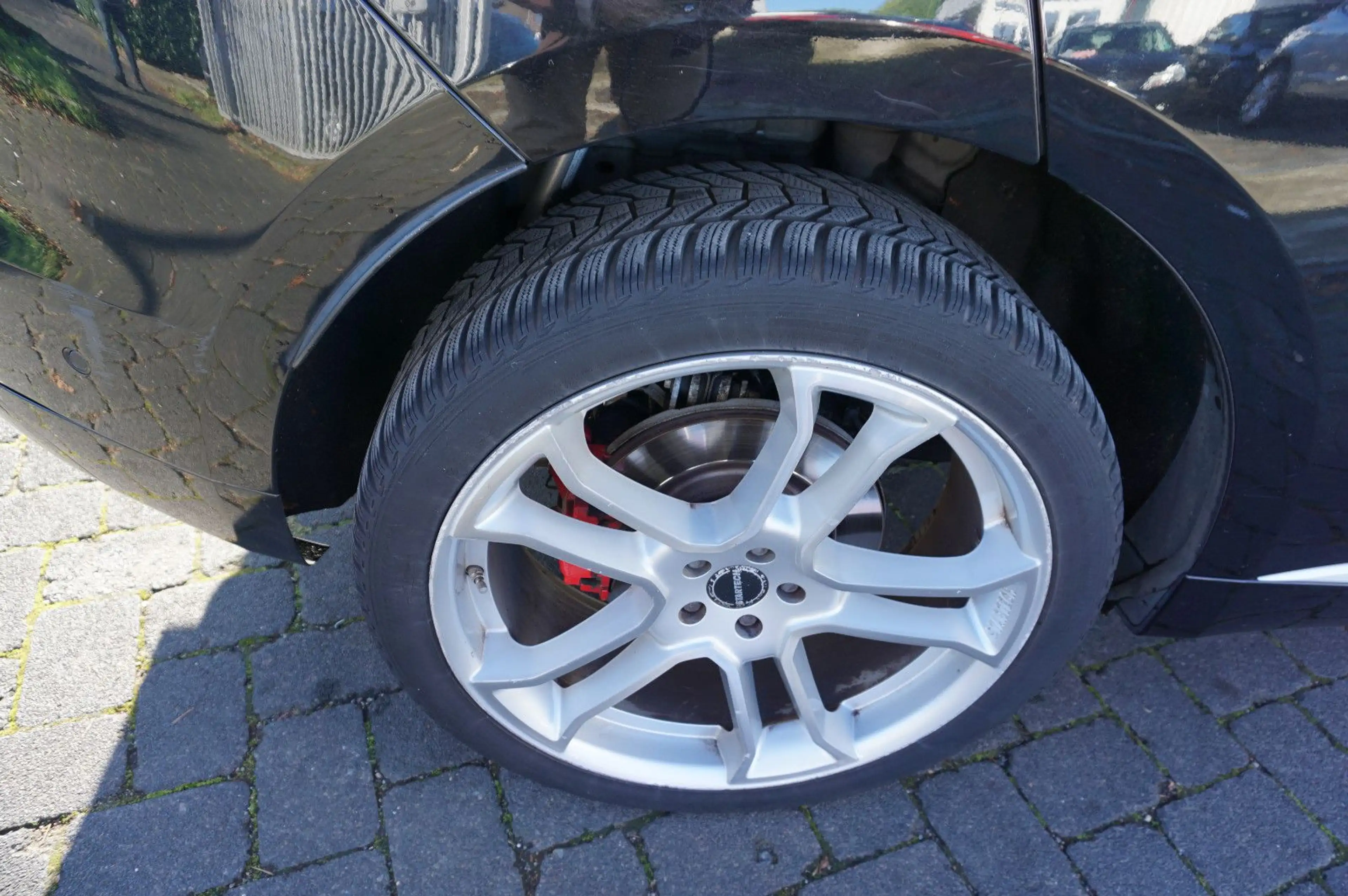 Jaguar F-Pace F-PACE First Edition AWD Vollausstattung! — photo 14