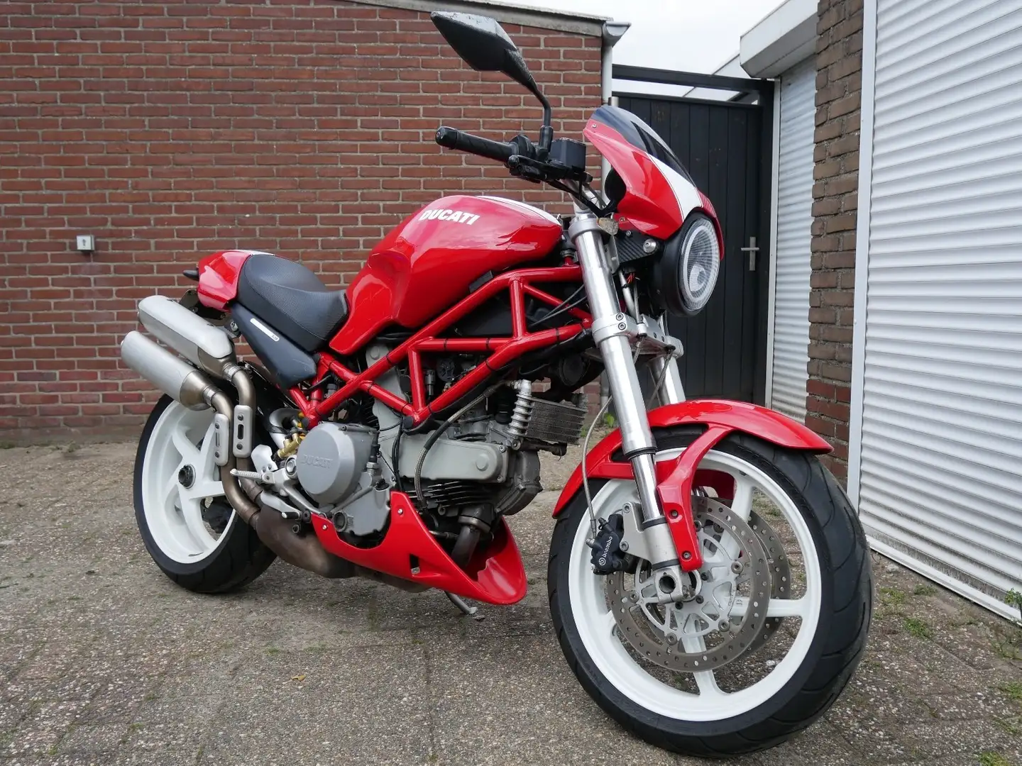 Ducati Monster S2R Červená - 2