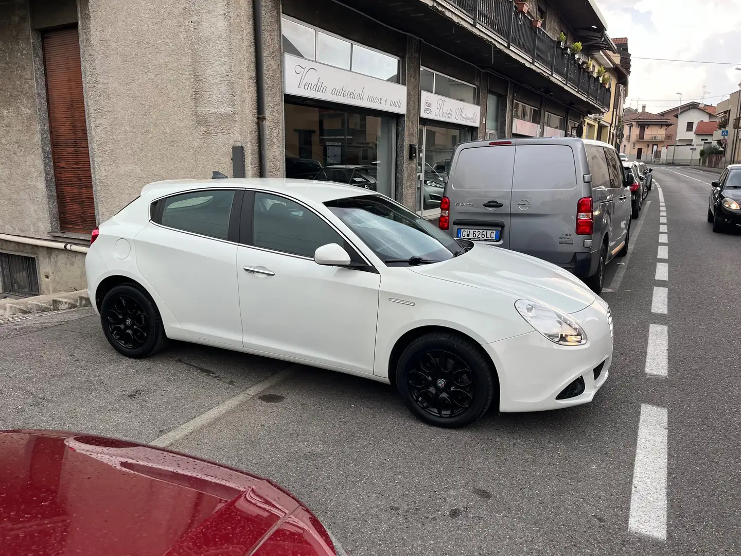 Alfa Romeo Giulietta Giulietta 2.0 jtdm Distinctive*OK NEOPATENTATO - 1