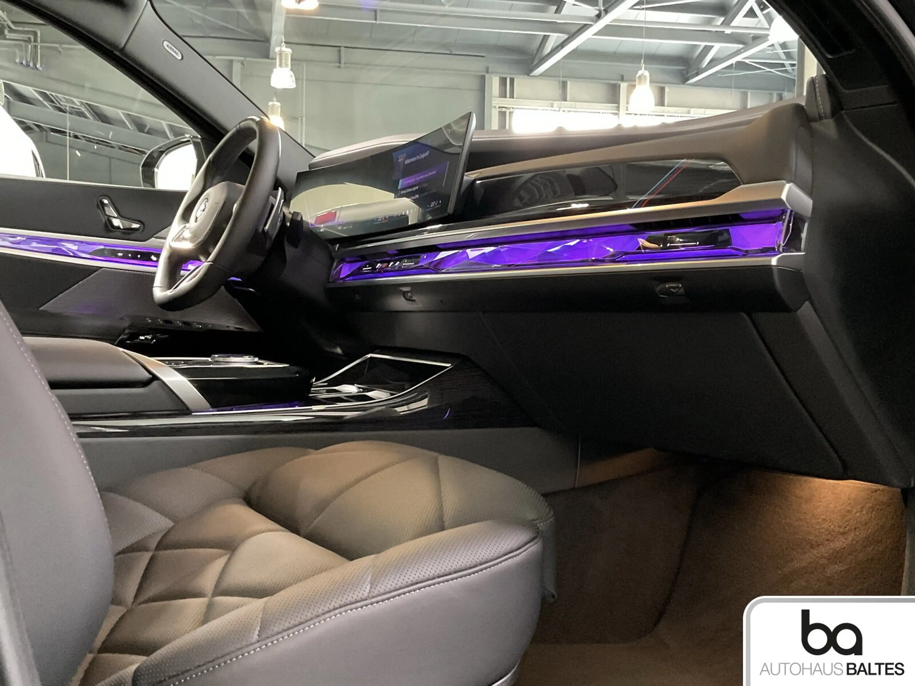 BMW 740 740d xDrive M Sport Pro 21"/AHK/Luft/B&W/360°/Soft — photo 5