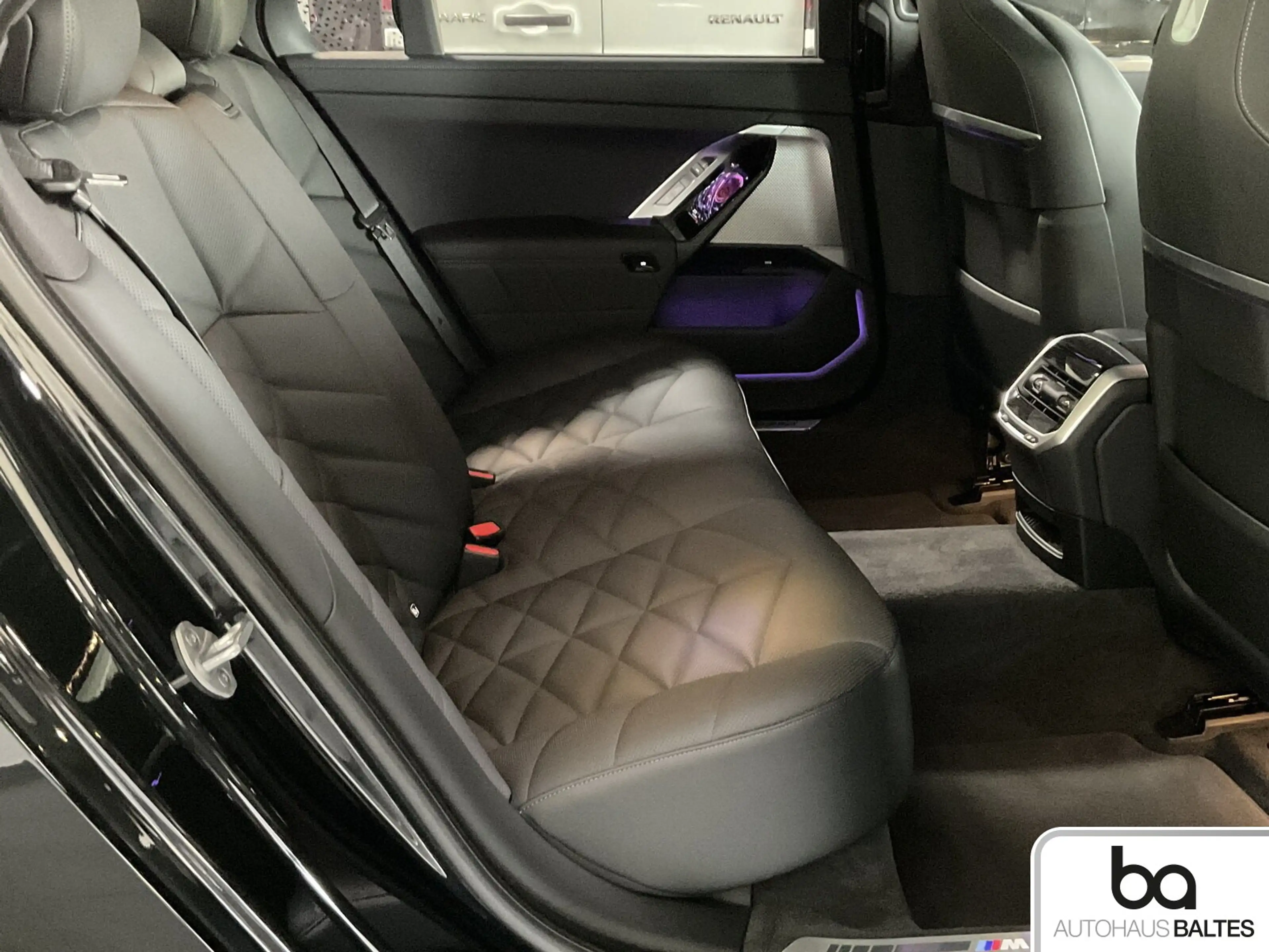 BMW 740 740d xDrive M Sport Pro 21"/AHK/Luft/B&W/360°/Soft — photo 7