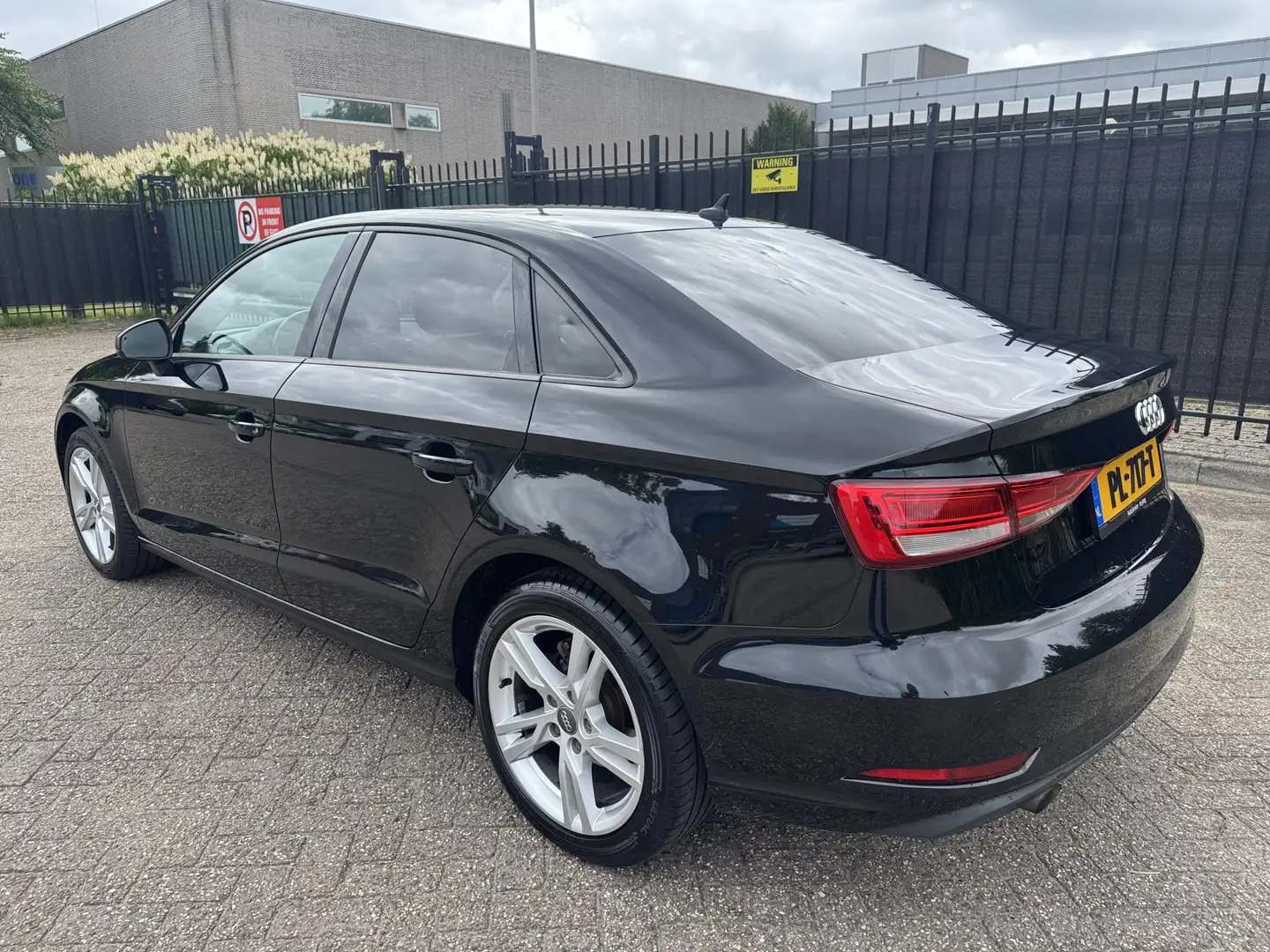 Audi A3 Limousine 1.0 TFSI 116 PK S-Tronic Navi/Bang&Olufs Noir - 2
