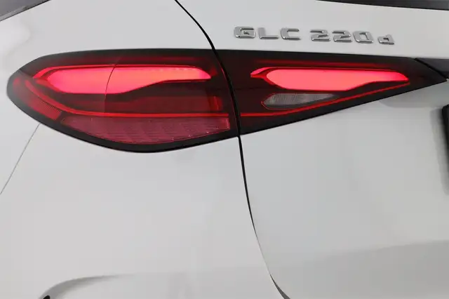 Mercedes-Benz GLC 220 d 4M AMGLine Chrom-Paket Night-Paket Ansicht 10
