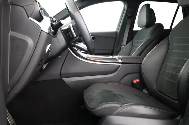 Mercedes-Benz GLC 220 d 4M AMGLine Chrom-Paket Night-Paket Ansicht 17