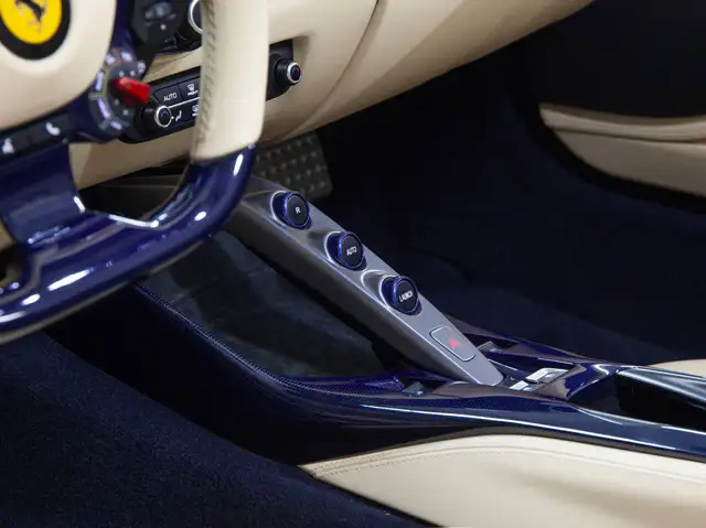 Ferrari 812 view 11