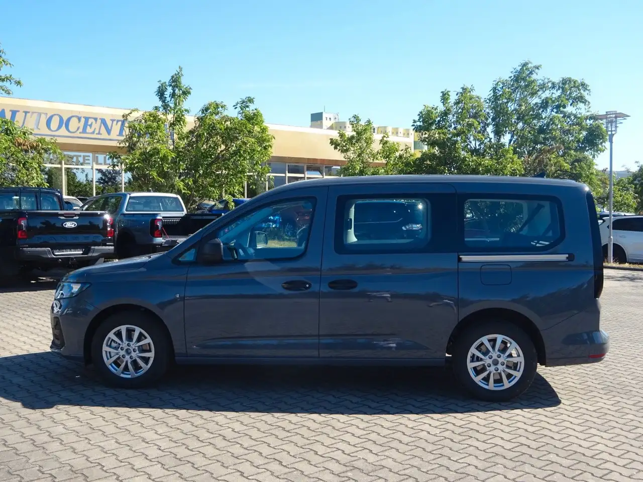 Ford Grand Tourneo 2026