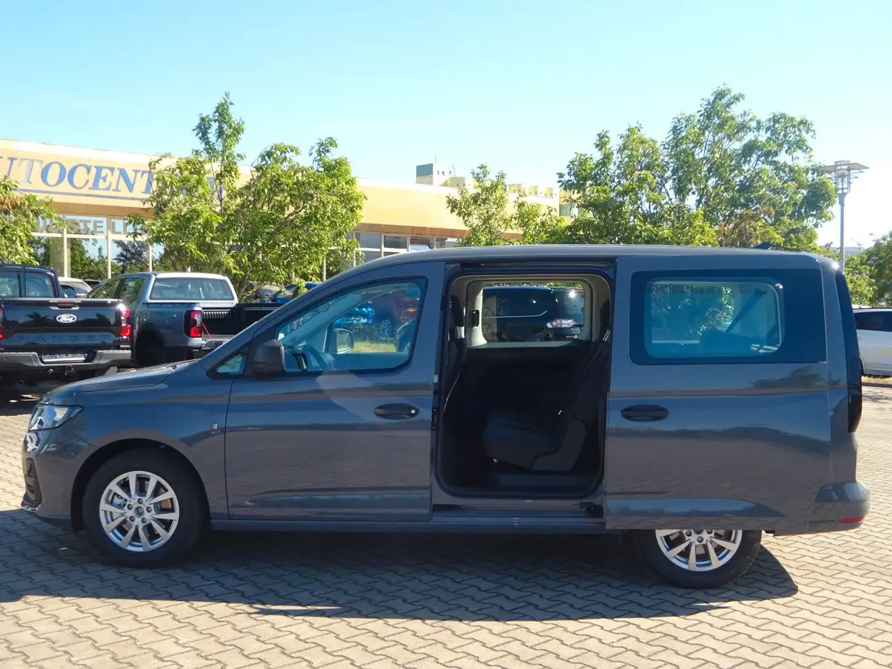 Ford Grand Tourneo 2026