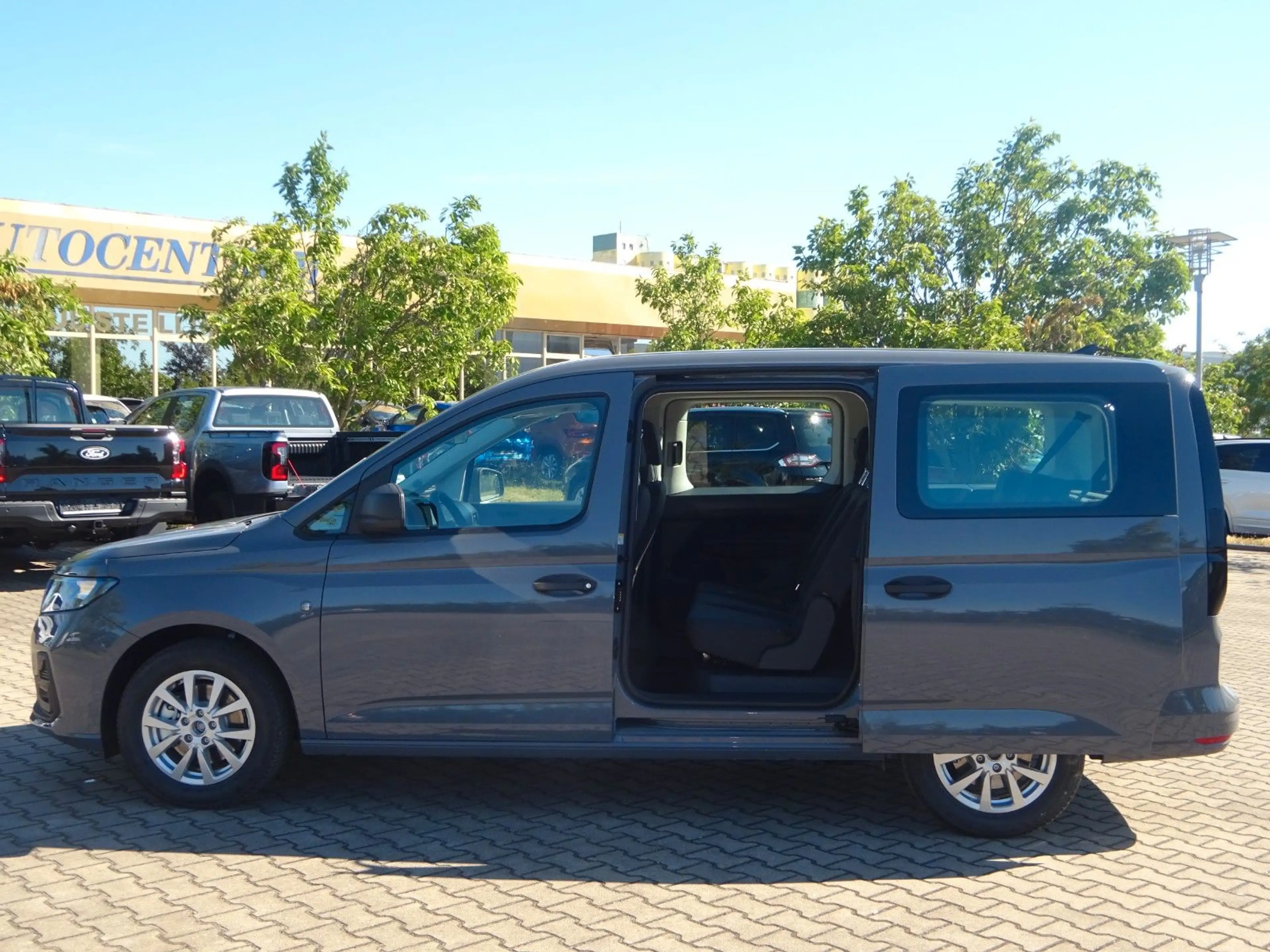 Ford Grand Tourneo Connect Trend AHK Kamera SHZ Navi — photo 3