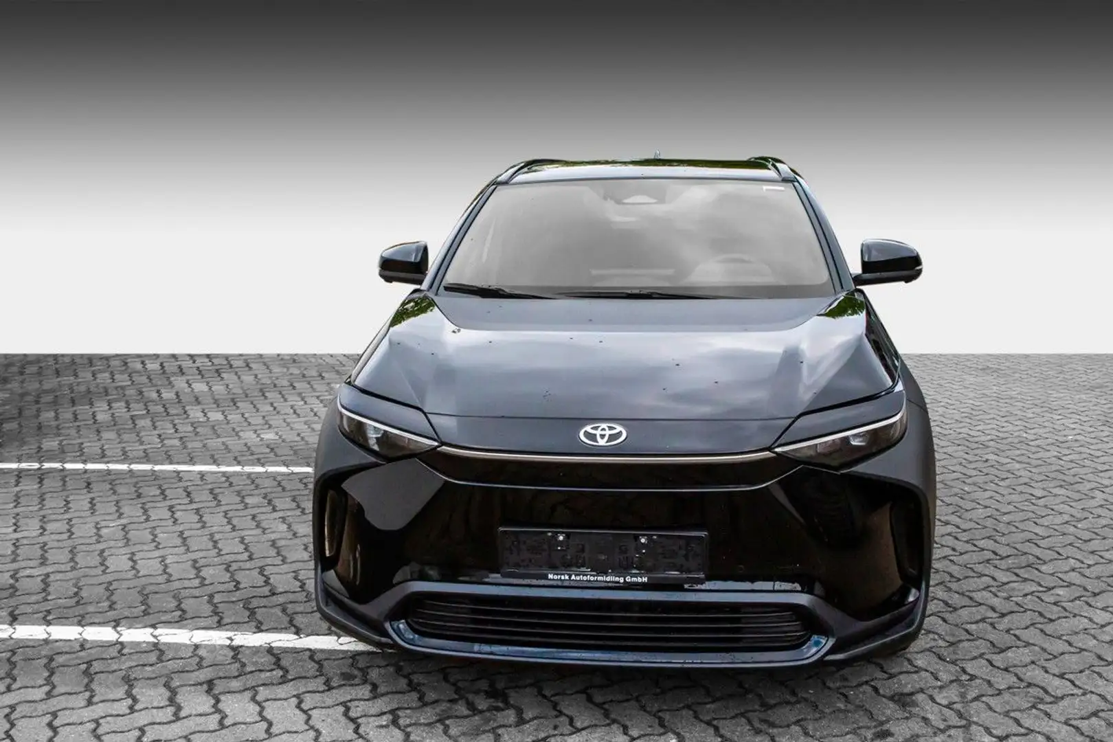Toyota bZ4X 71,4 kWh 150kW Comfort-Paket Wärmepumpe Negro - 1