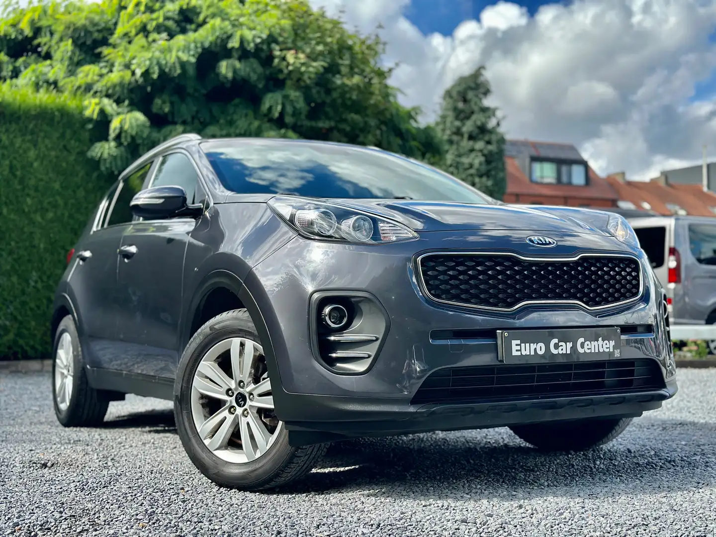 Kia Sportage 1.6i Dynamics 2WD Grau - 1