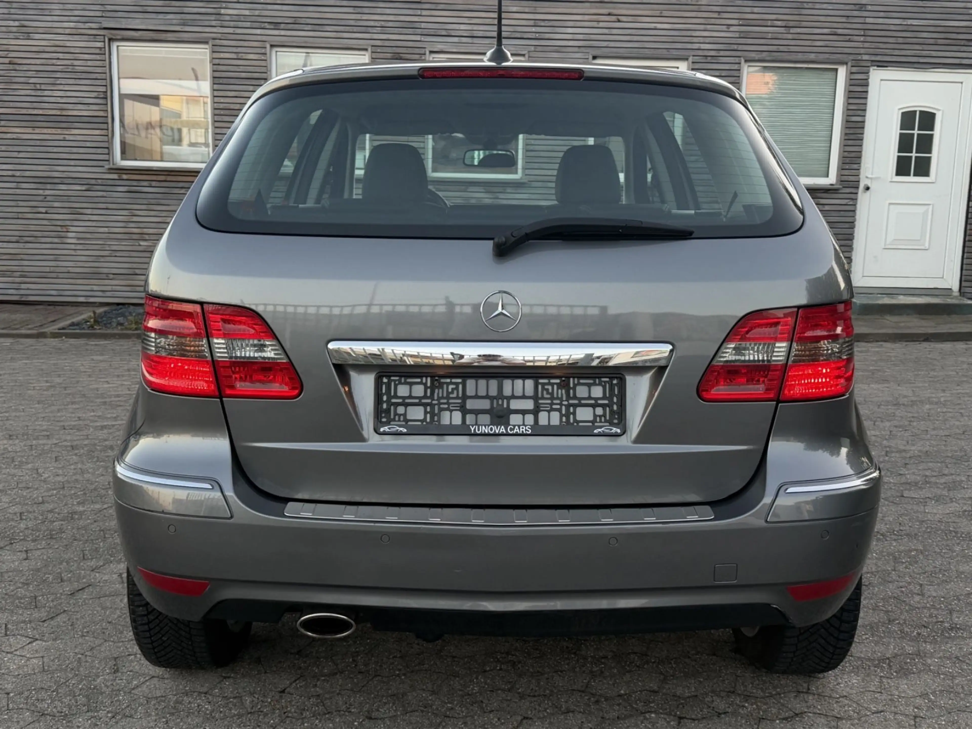 Mercedes-Benz B 200 PDC Sitzheizung Anhängerkupplung HU/AU NEU — photo 6