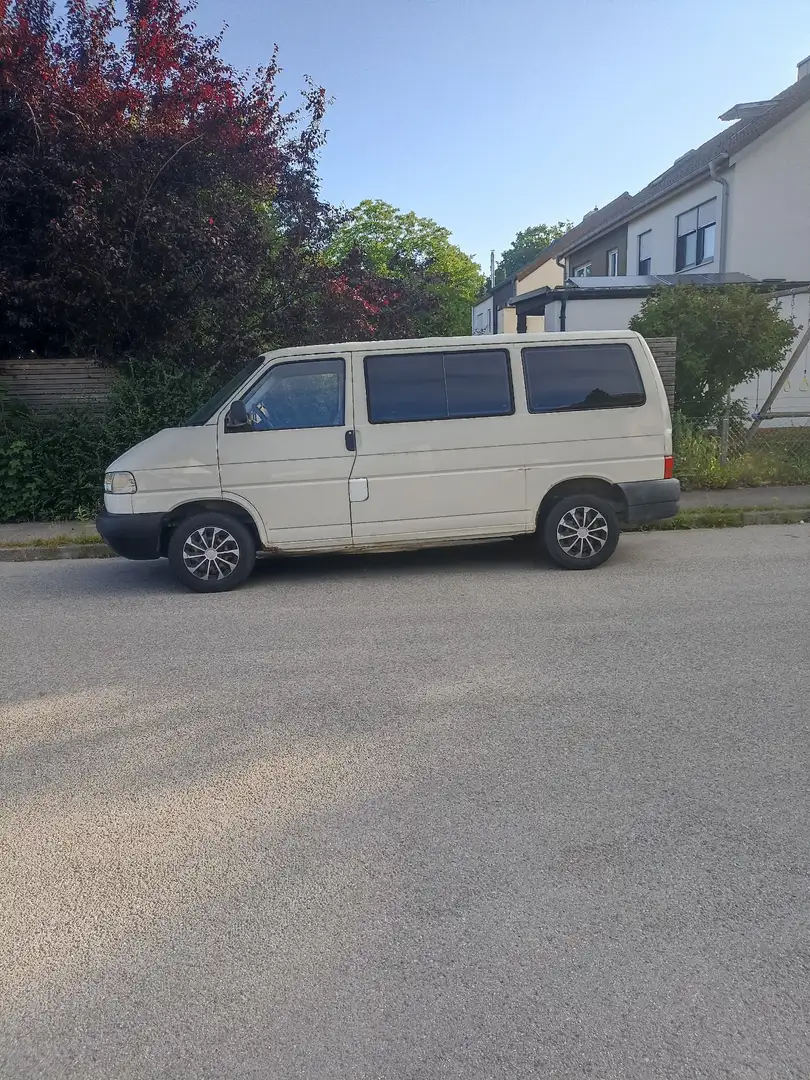 Volkswagen T4 Caravelle mit neuem Tüv, neuem Zahnriemen und Wasserpumpe, - 1