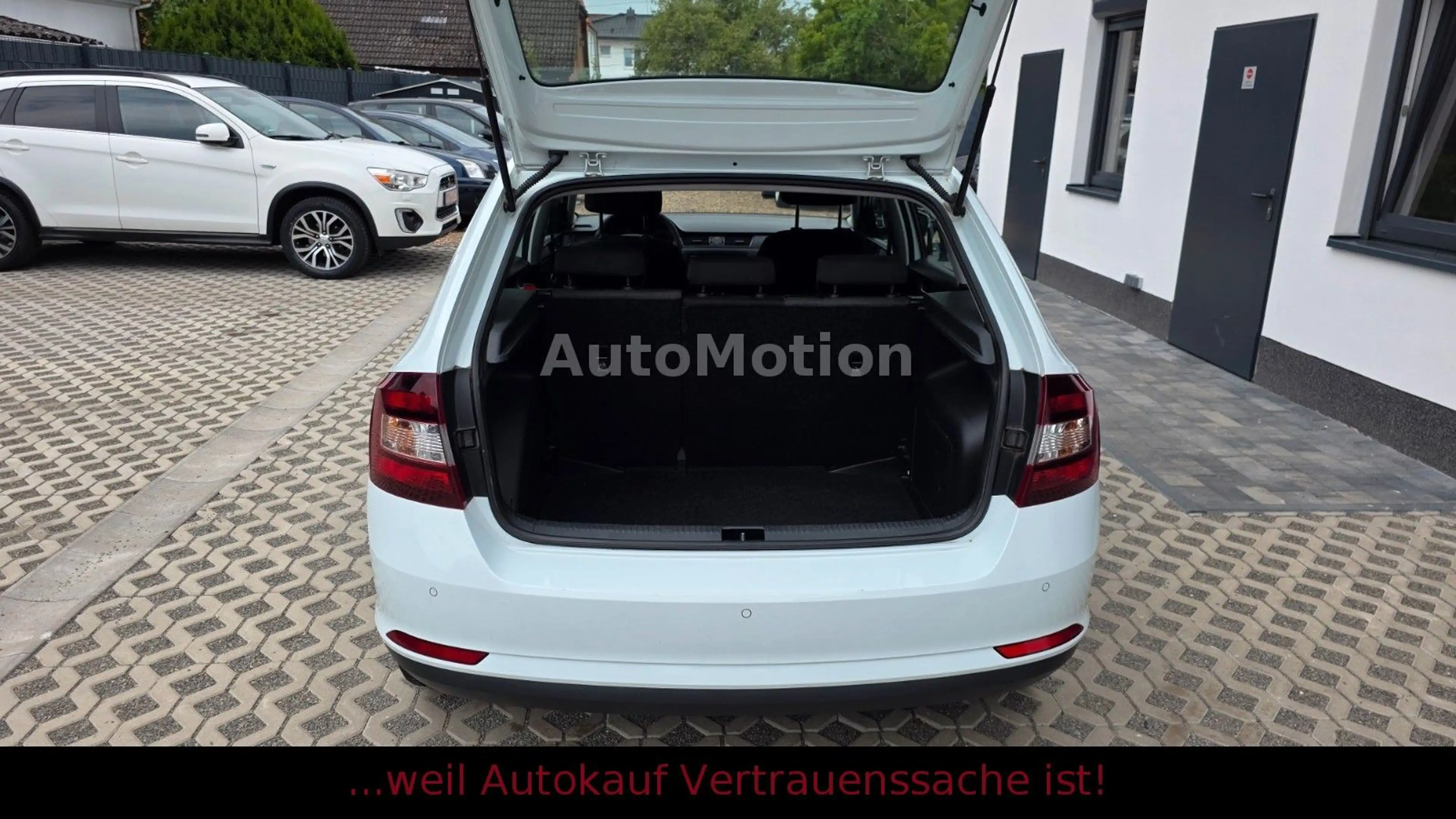 Skoda Rapid/Spaceback Spaceback Cool Edition*Nur 45TKM*PDC*SHZ* — photo 15