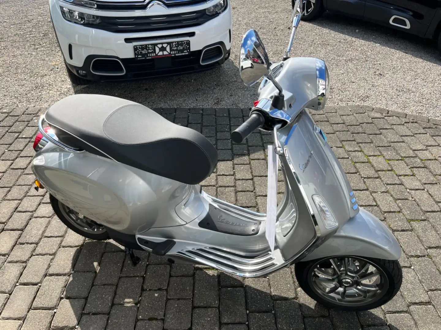 Vespa Elettrica 70 km/h Modell ABS Grey - 2