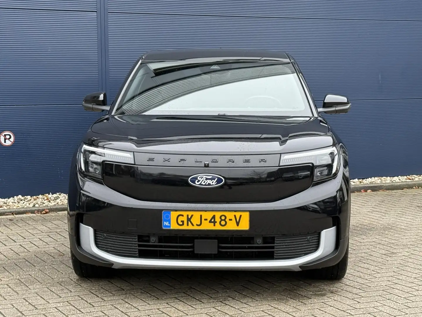 Ford Explorer 77 kWh 286pk RWD Premium | Panorama | Electr.verst Noir - 2