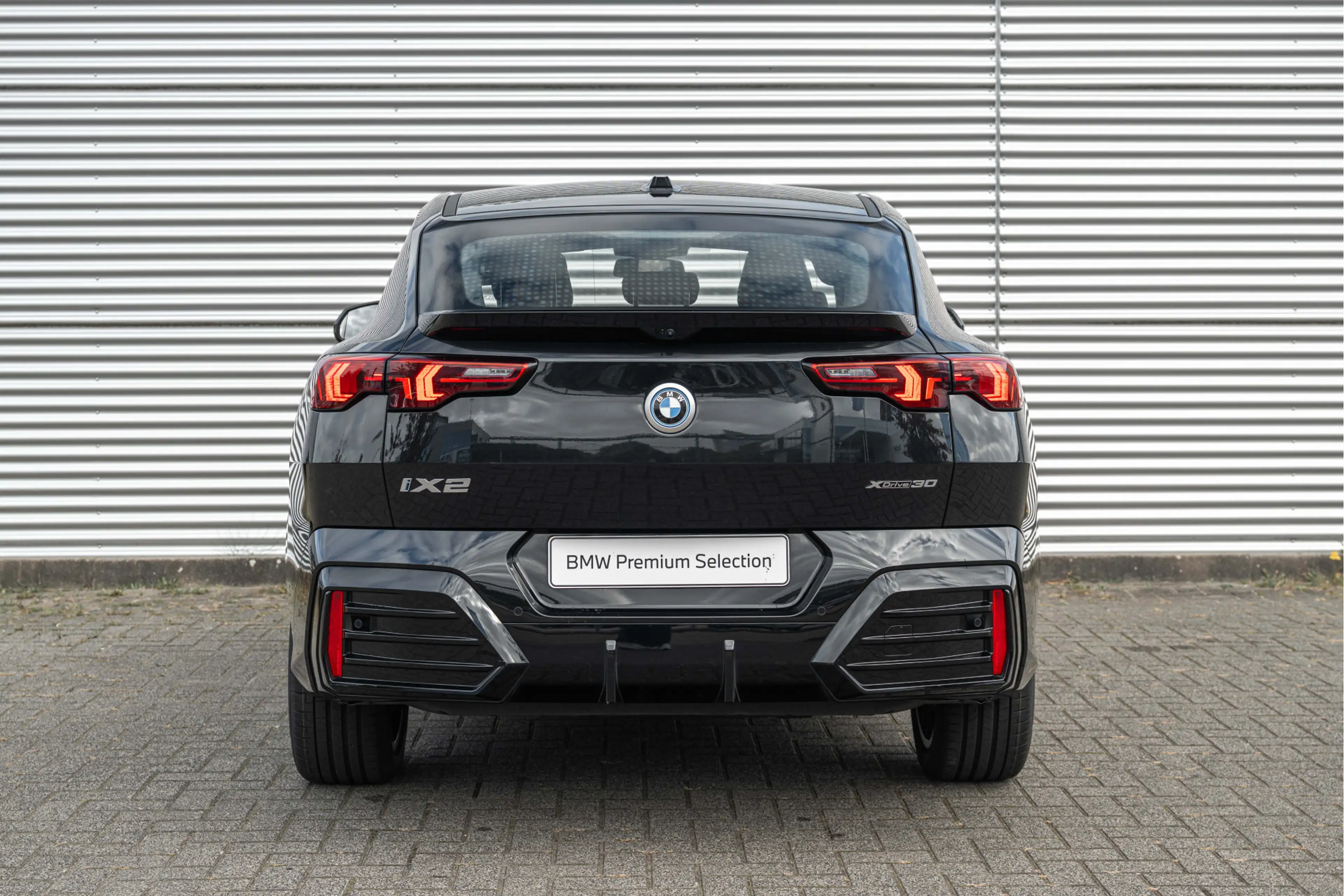 BMW iX2 xDrive30 M Sport / Sportstoelen / Stoelverwarming — photo 4