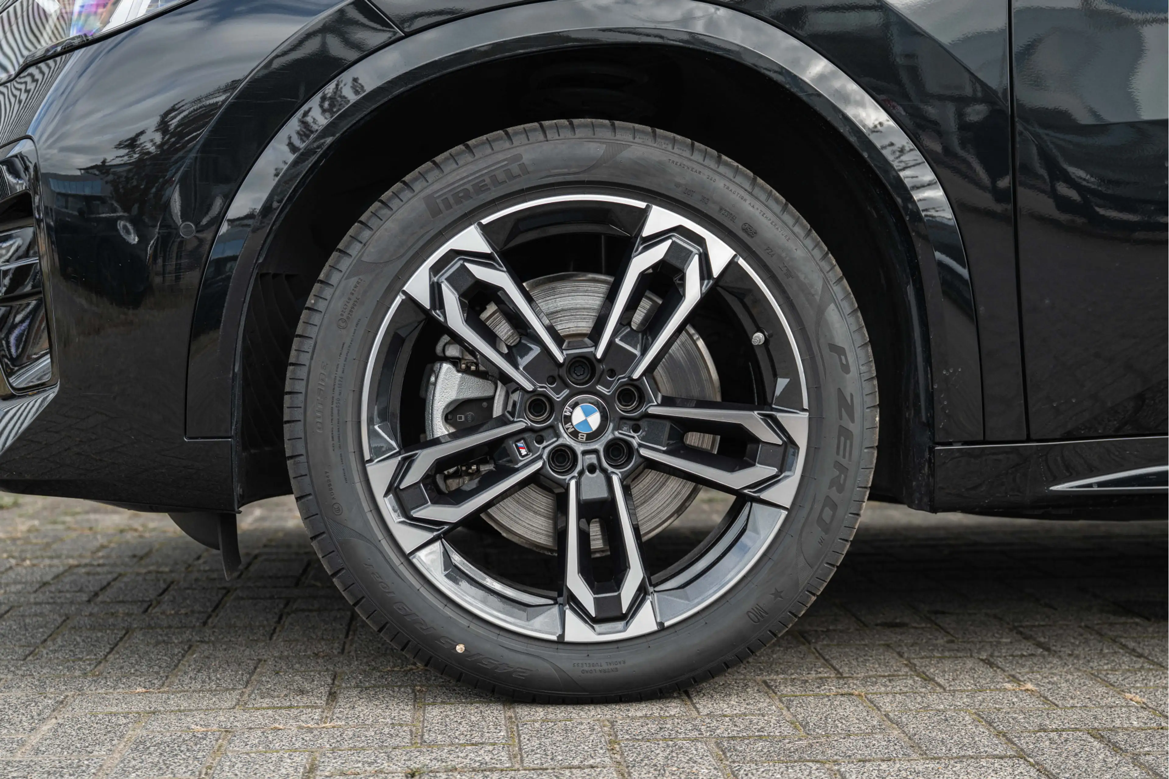 BMW iX2 xDrive30 M Sport / Sportstoelen / Stoelverwarming — photo 15