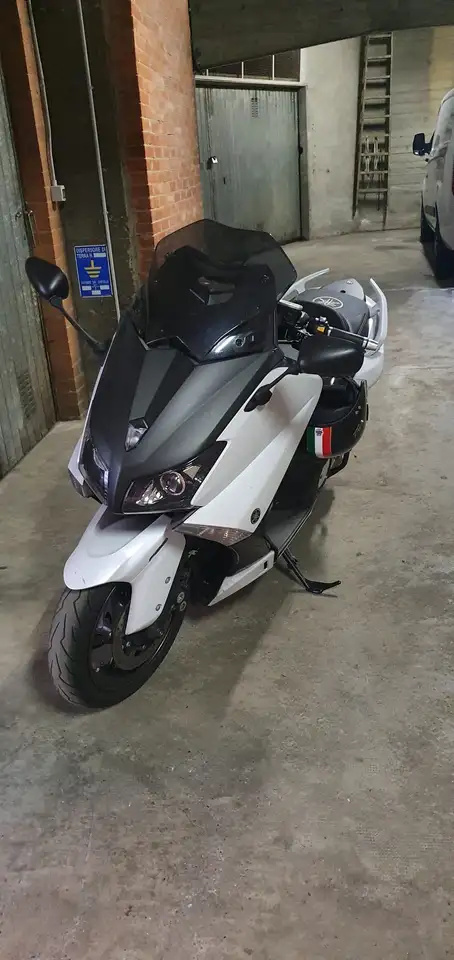 Yamaha Tmax 530