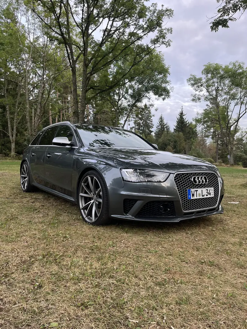 Audi RS4 Avant S tronic - 2