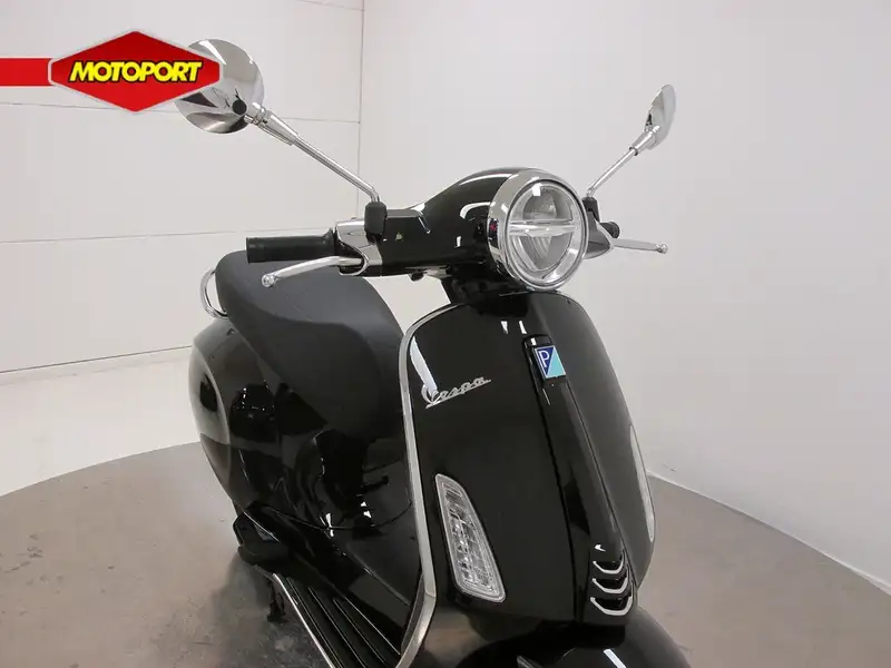 Vespa Primavera - foto 8