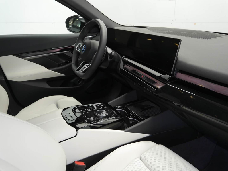 BMW 550 e xDrive |Sitzbelüft. |M Sportpaket |Bowers & Wilk — photo 5