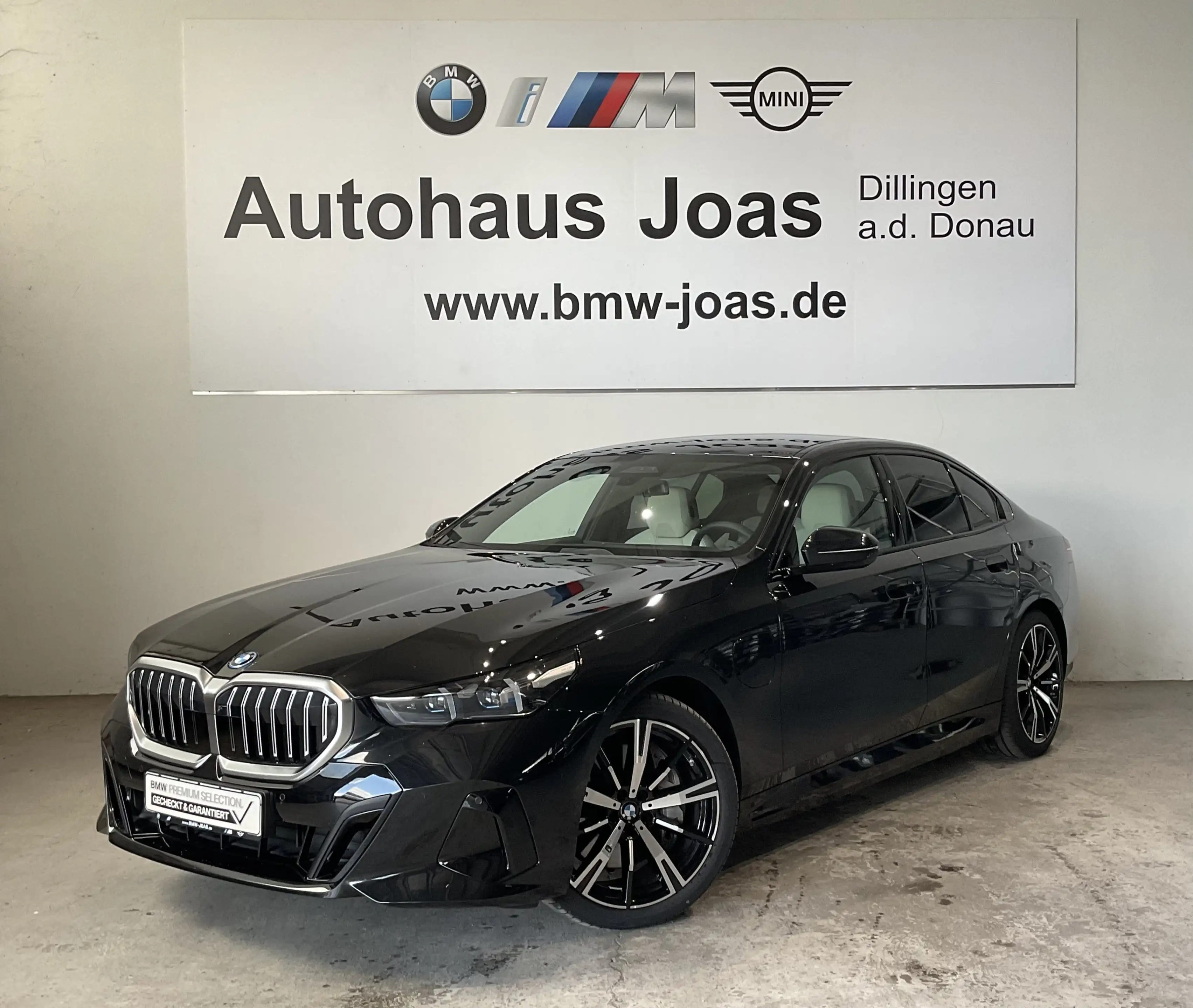 BMW 550 e xDrive |Sitzbelüft. |M Sportpaket |Bowers & Wilk