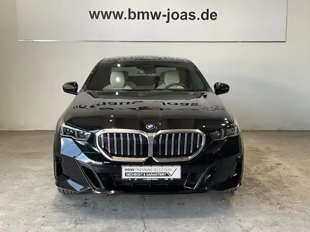 BMW M view 2