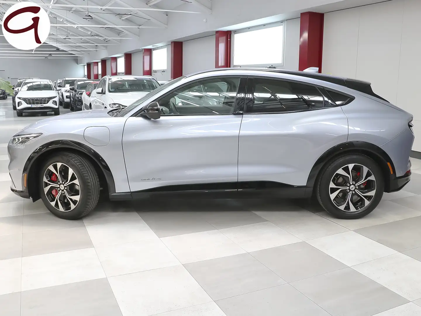 Ford Mustang Mach-E 198kW Batería 75.7Kwh Blanco - 2