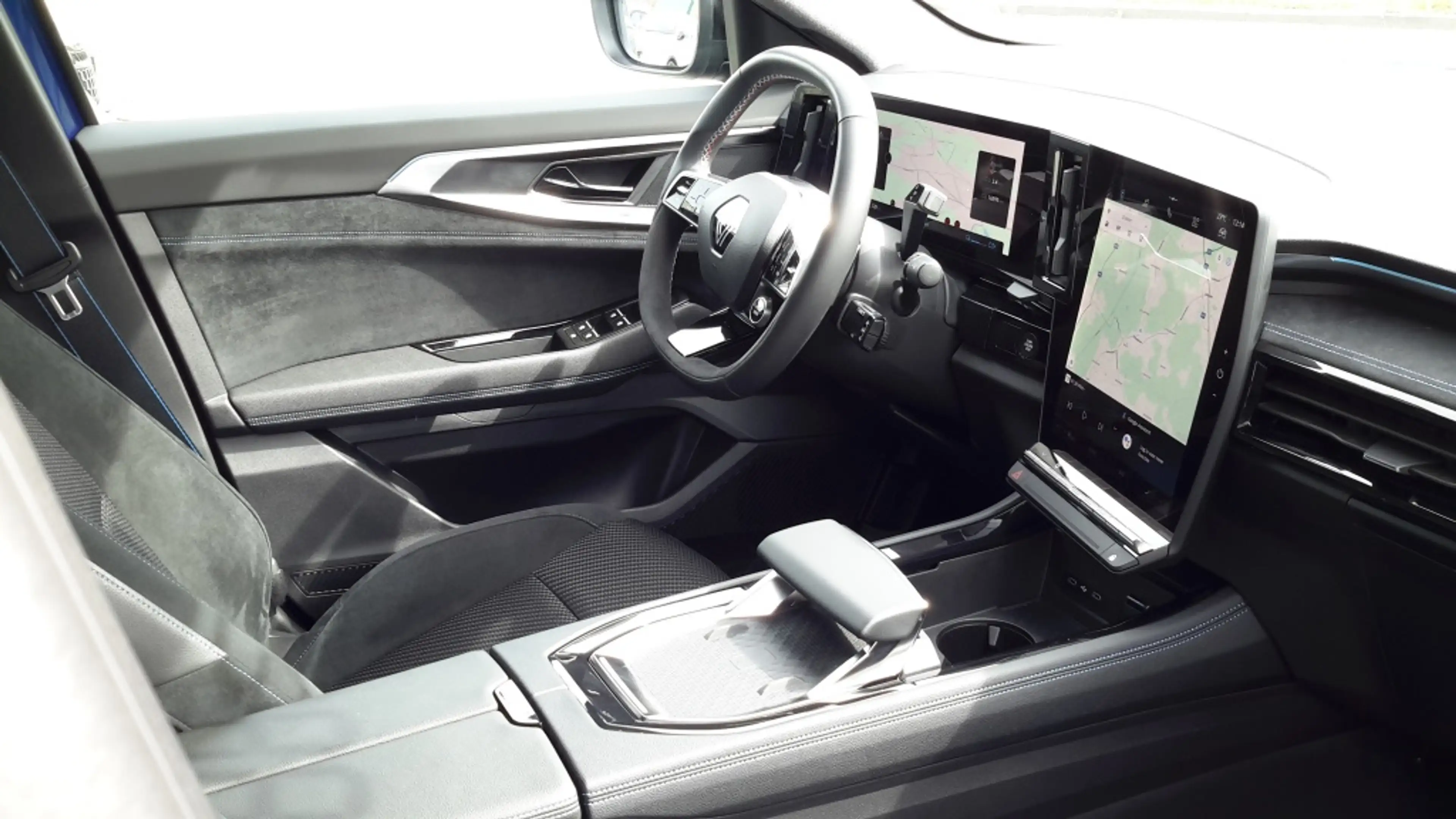 Renault Austral Techno Esprit Alpine 200 Hybrid — photo 6