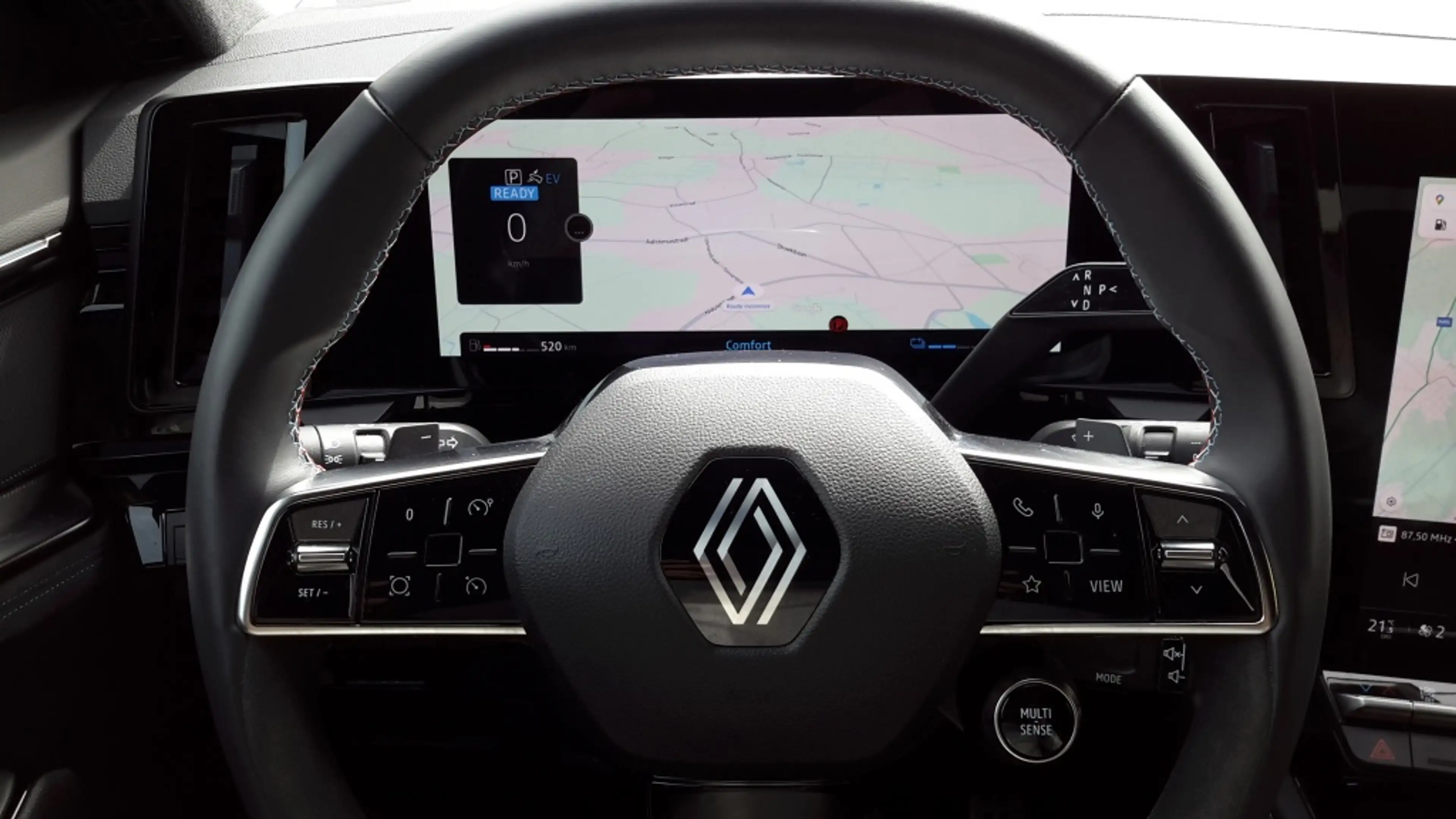 Renault Austral Techno Esprit Alpine 200 Hybrid — photo 10