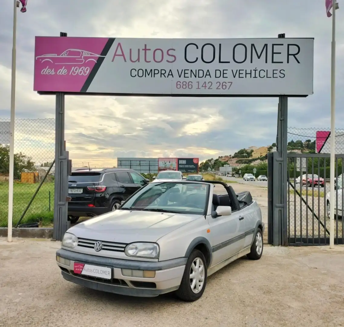 Volkswagen Golf Cabrio 1.6 Highline Gris - 2