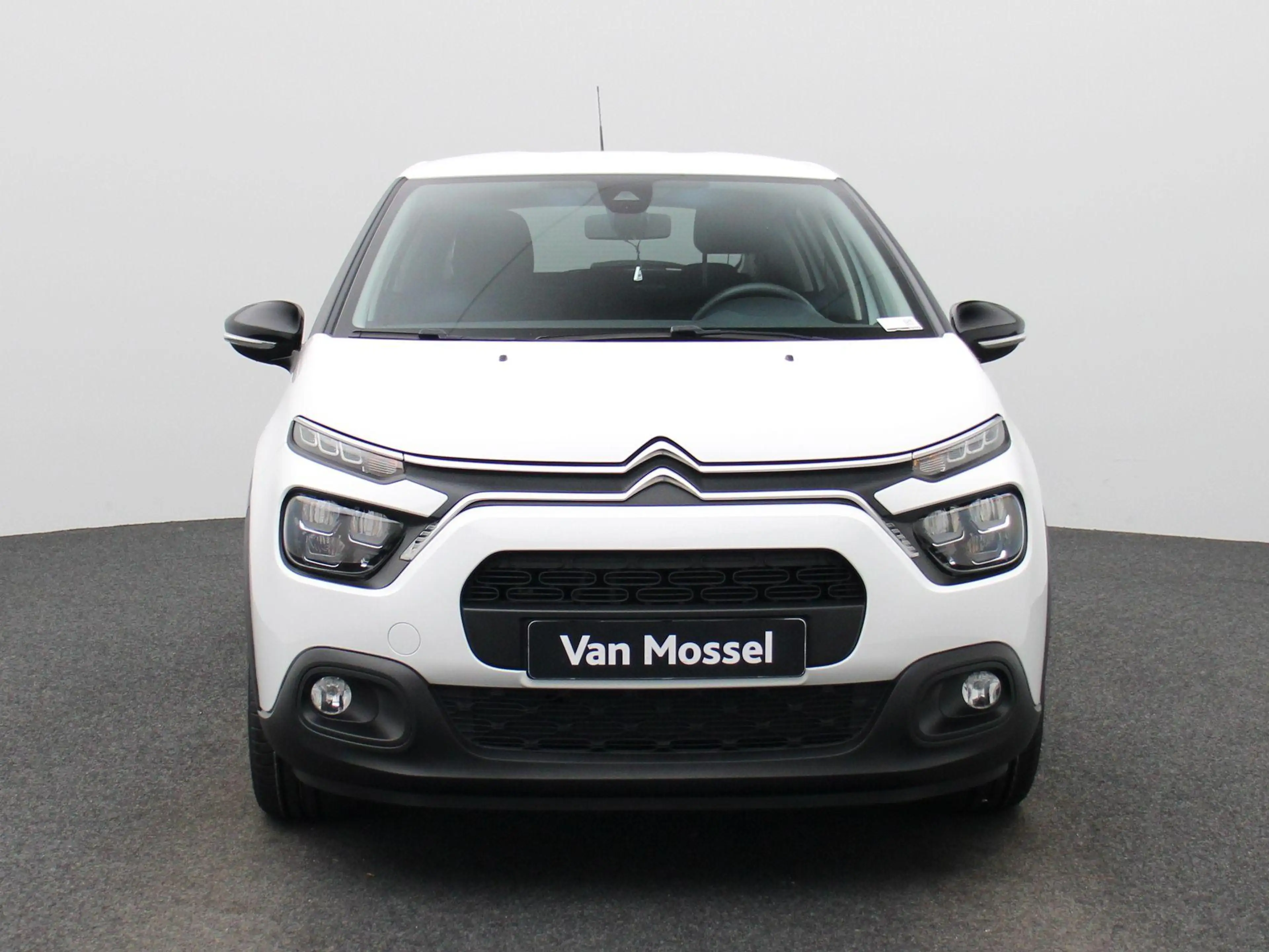 Citroen C3 1.2 PureTech S&S MAN Feel — photo 3