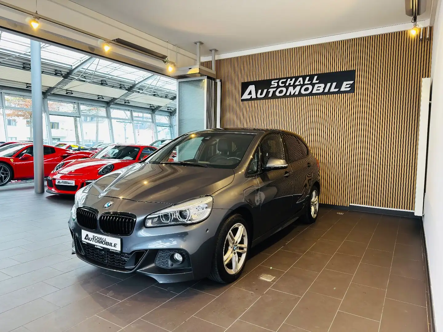 BMW 225 xe Active Tourer/M-SPORT/SOUND/LED/CAM/PDC/ Grau - 1