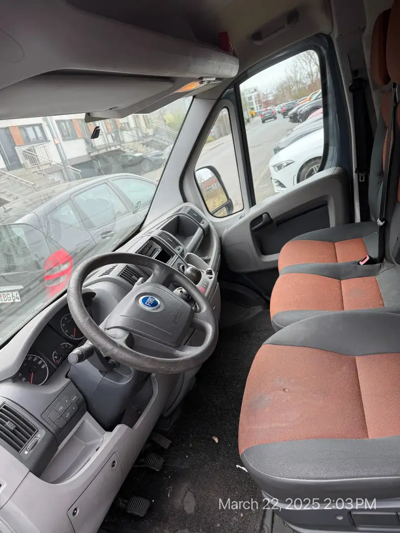 Fiat Ducato FIAT DUCATO Maxi Transporter Kastenwagen Grau - 2