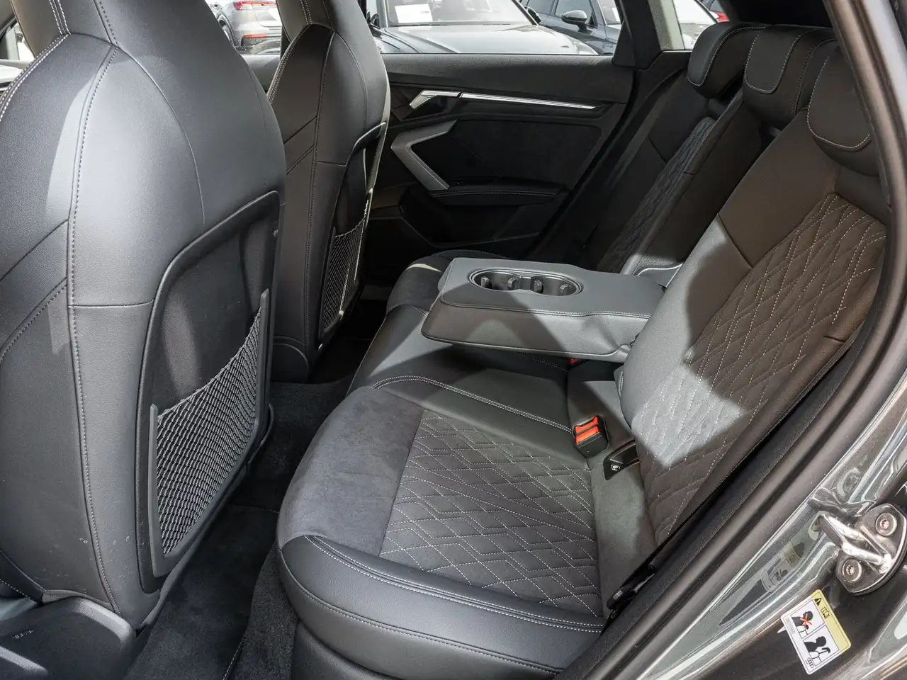 Audi S3 Sportback 2.0 TFSI quattro S tronic 16