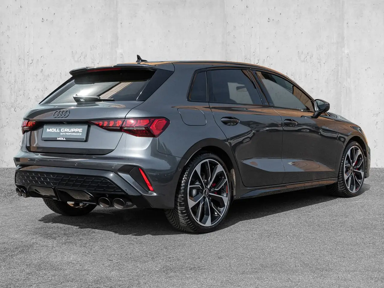 Audi S3 Sportback 2.0 TFSI quattro S tronic 4